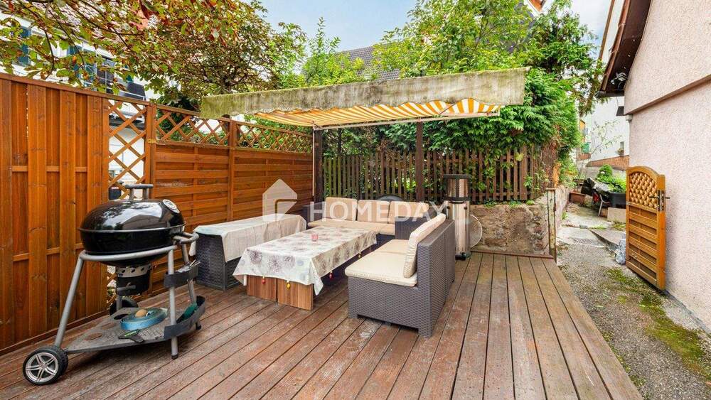 Mehrfamilienhaus, Wohnhaus Stuttgart Hofen - 6 Zimmer, 144 m&sup2;, 495.000&euro; | Angebot:25689013