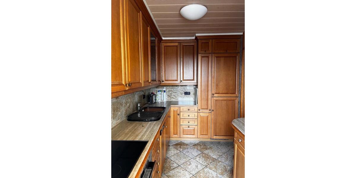 Etagenwohnung Sachsenheim - 2.5 Zimmer, 70 m&sup2;, 1.050&euro; | Angebot:25931289