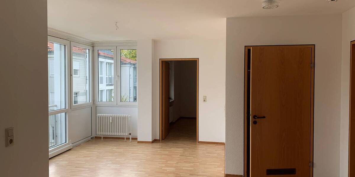Etagenwohnung Backnang - 2 Zimmer, 47 m&sup2;, 665&euro; | Angebot:25662415