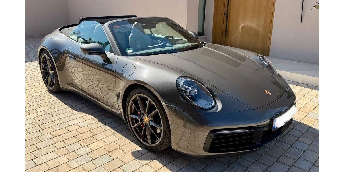 Porsche 992 90.500 km 126.900 &euro; Stuttgart 70178