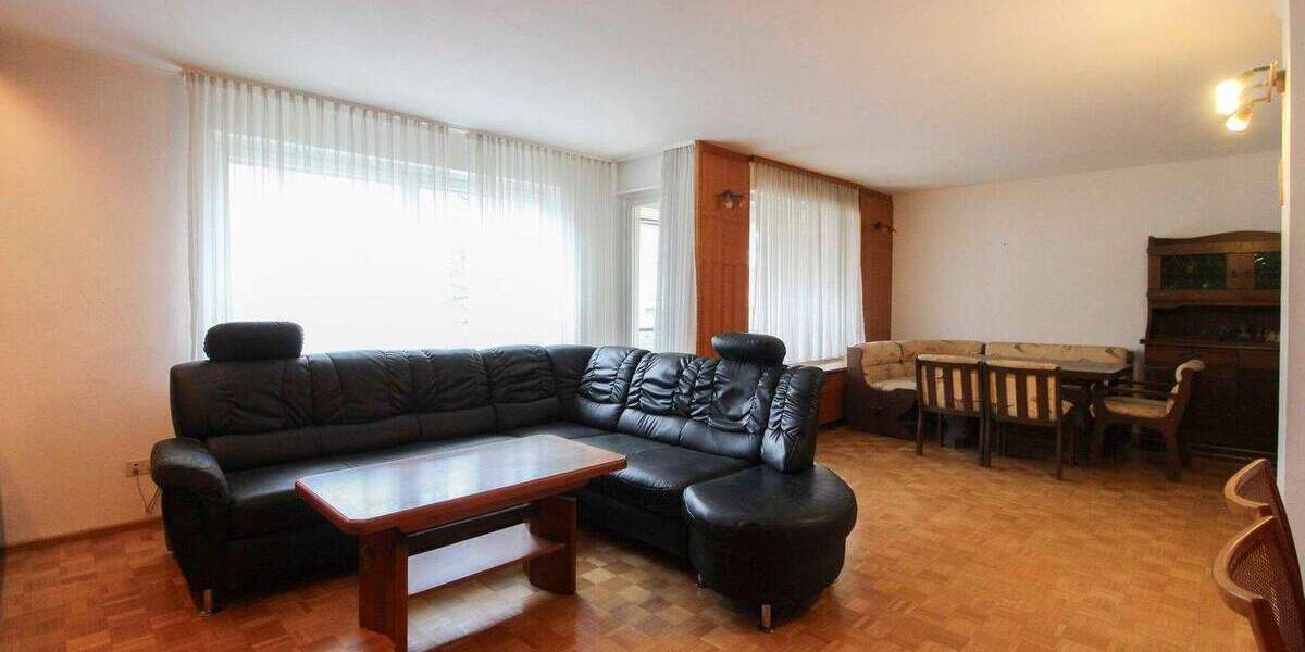 Etagenwohnung Stuttgart Bad Cannstatt - 3 Zimmer, 102 m&sup2;, 399.000&euro; | Angebot:25718015