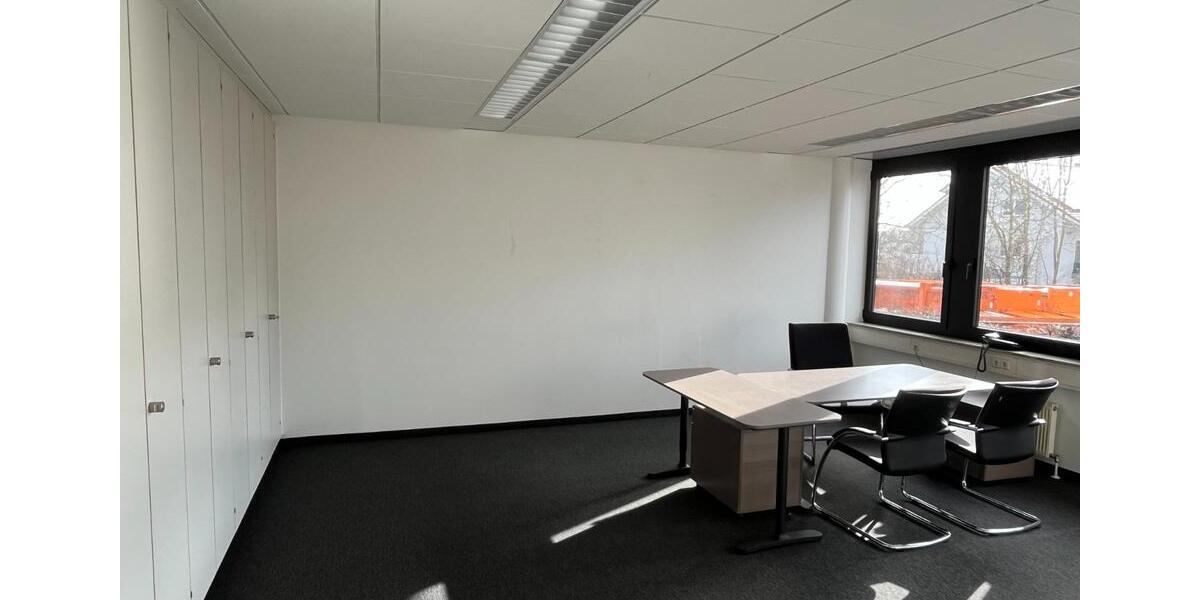 Gewerbeobjekt Leonberg - 561&euro; | Angebot:25054028