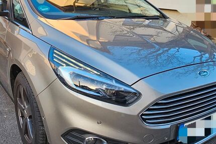 Ford S-Max 115.576 km 14.500 &euro; Fellbach 70736