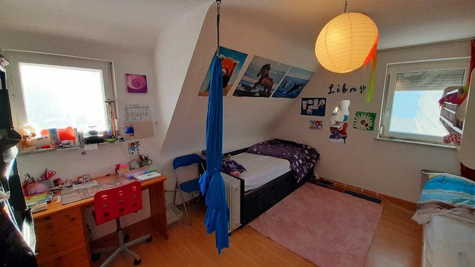 Einfamilienhaus Besigheim - 5 Zimmer, 130 m&sup2;, 1.400&euro; | Angebot:25477620