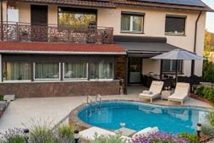 MODERNISIERT FÜR MEHRGENERATIONEN - Haus Magstadt | Angebot:26029843