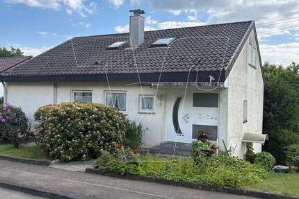 Haus Backnang - 6 Zimmer, 137 m&sup2;, 475.000&euro; | Angebot:24178744