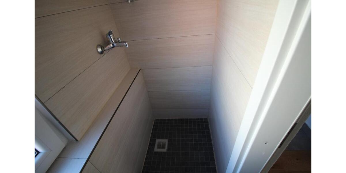 Mehrfamilienhaus, Wohnhaus Stuttgart Stuttgart-Süd - 9 Zimmer, 163 m&sup2;, 575.000&euro; | Angebot:26058984