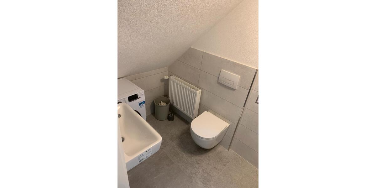 Dachgeschoßwohnung Kornwestheim - 1 Zimmer, 18 m&sup2;, 600&euro; | Angebot:24193838