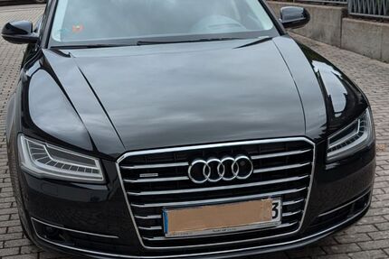 Audi A8 124.000 km 26.500 &euro; Böblingen 71034