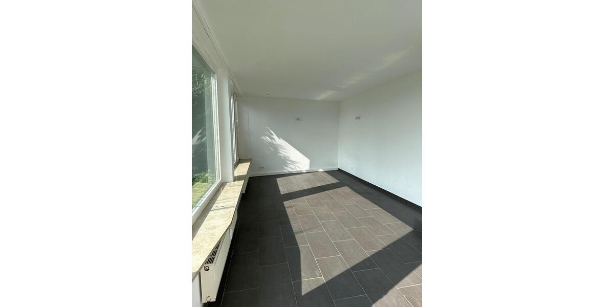 Erdgeschoßwohnung Waiblingen Beinstein - 3 Zimmer, 120 m&sup2;, 1.400&euro; | Angebot:23328811