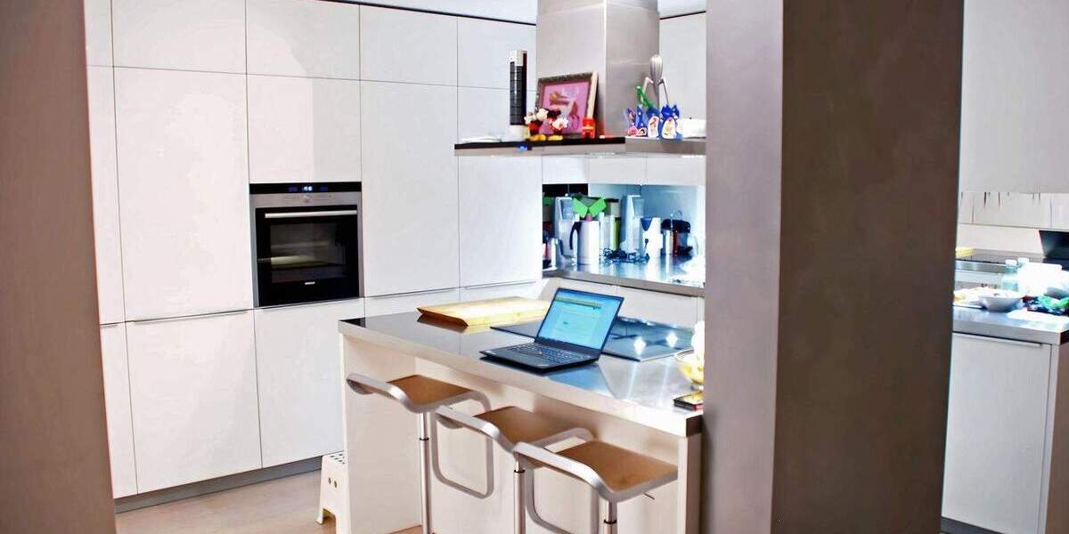 Etagenwohnung Stuttgart Mitte - 4 Zimmer, 130 m&sup2;, 870.000&euro; | Angebot:25916683