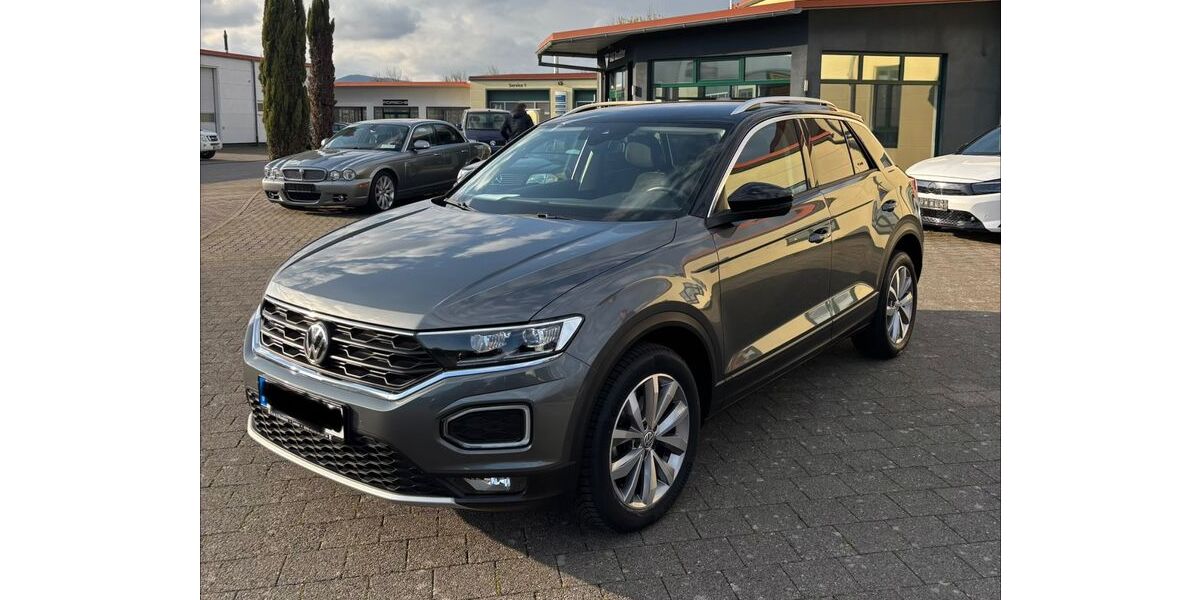 VW T-Roc 116.920 km 14.599 &euro; Stuttgart 70186