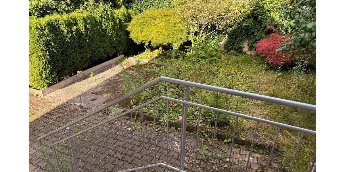 Mehrfamilienhaus, Wohnhaus Stuttgart Stammheim - 7 Zimmer, 135 m&sup2;, 585.000&euro; | Angebot:25704057