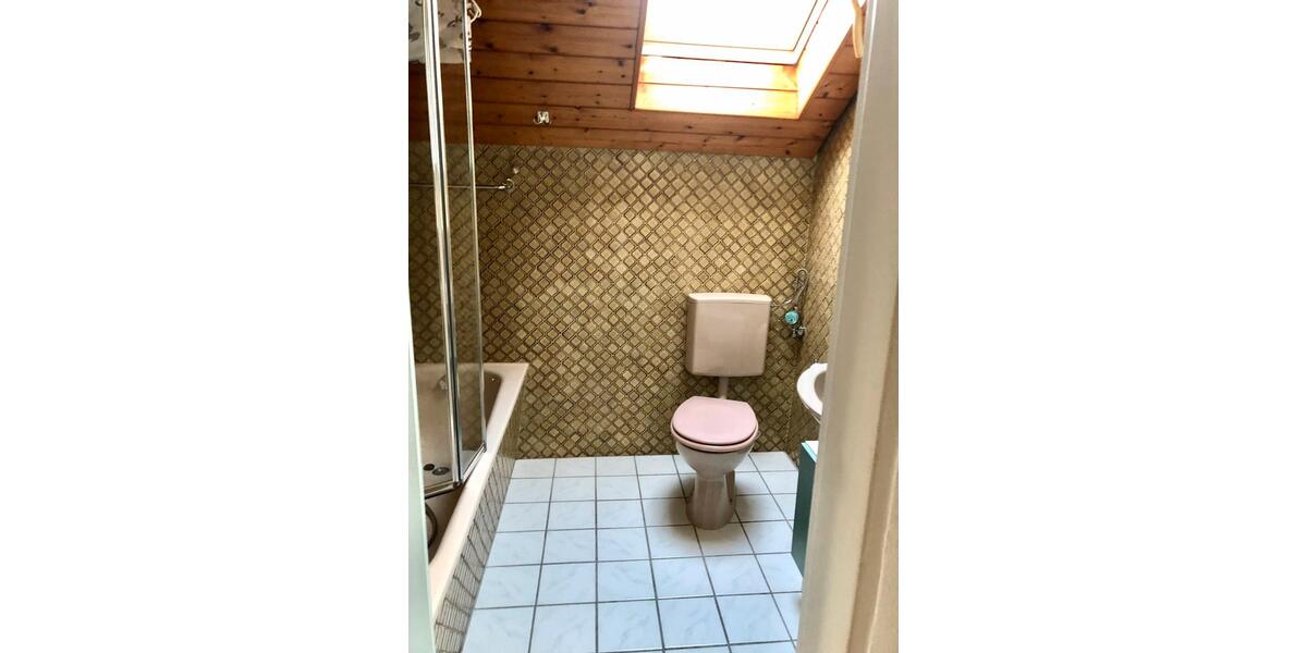 Dachgeschoßwohnung Steinheim an der Murr - 2.5 Zimmer, 55 m&sup2;, 175.000&euro; | Angebot:26837404