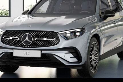 Mercedes-Benz GLC 200 9.900 km 52.990 &euro; Stuttgart 70372