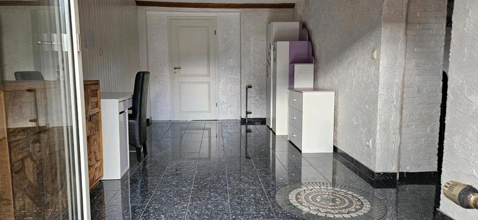 Maisonettenwohnung Rudersberg - 3 Zimmer, 106 m&sup2;, 950&euro; | Angebot:25995934