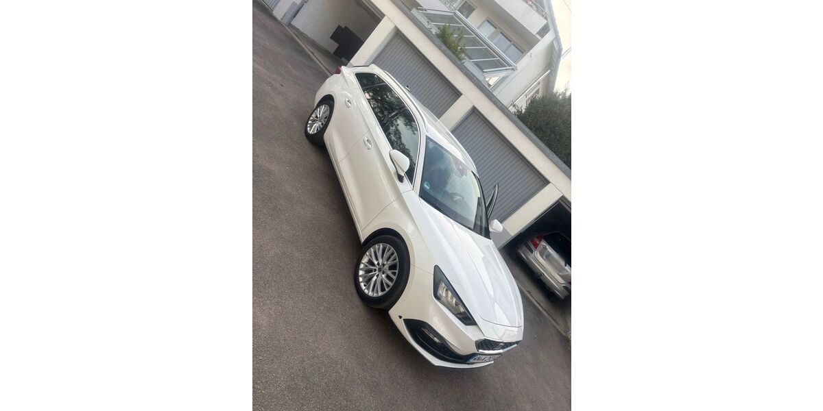 Seat Leon 84.000 km 17.000 &euro; Waiblingen 71332