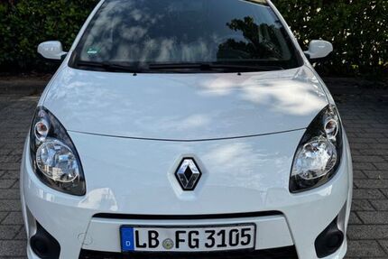Renault Twingo 64.982 km 3.750 &euro; Ditzingen 71254