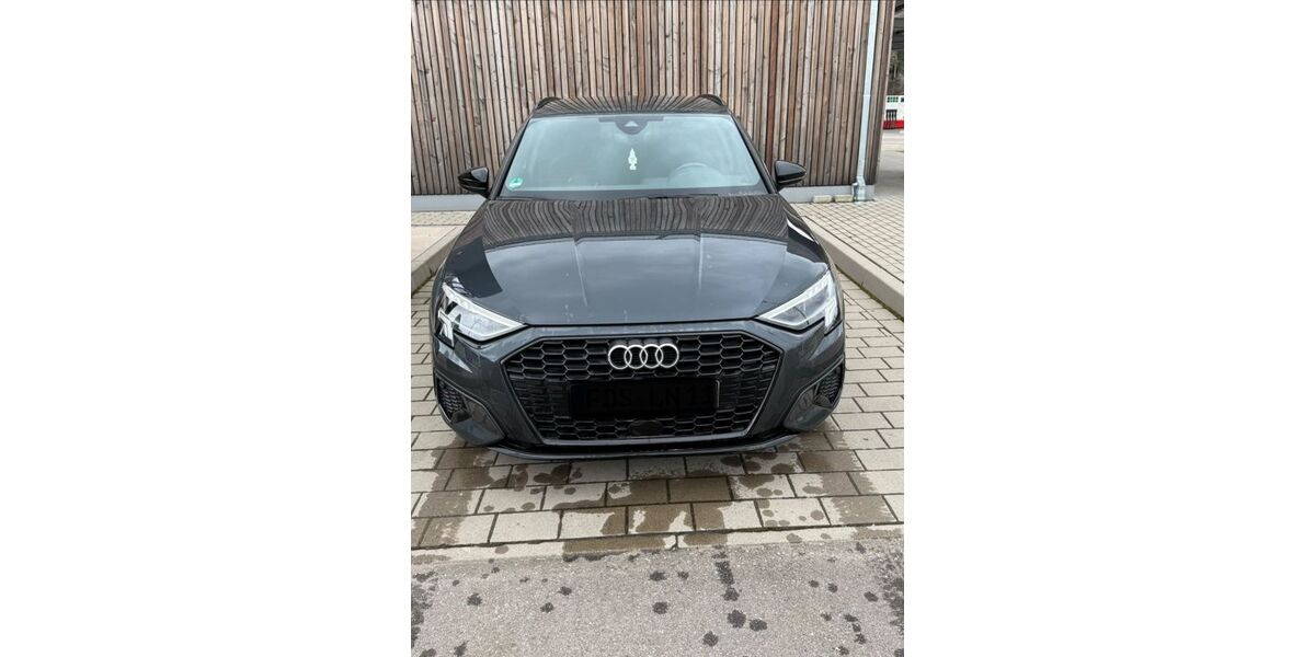Audi A3 110.000 km 20.600 &euro; Böblingen 71034