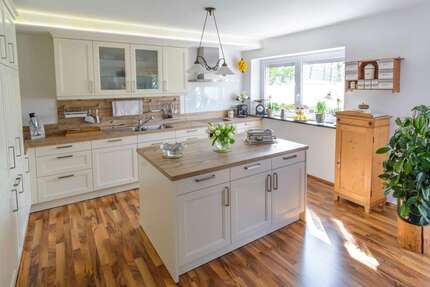 Haus Hochdorf - 5 Zimmer, 151 m&sup2;, 769.000&euro; | Angebot:15259678