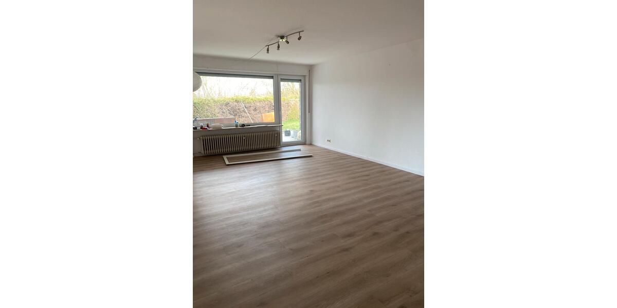 Erdgeschoßwohnung Uhingen - 3 Zimmer, 75 m&sup2;, 1.100&euro; | Angebot:25719329