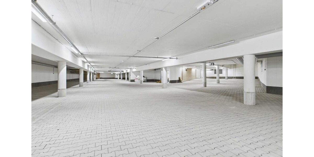 Dachgeschoßwohnung Sindelfingen Sindelfingen (Stadt) - 3 Zimmer, 83 m&sup2;, 1.610&euro; | Angebot:21987336