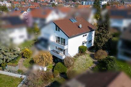 Haus Korntal - 8 Zimmer, 195 m&sup2;, 880.000&euro; | Angebot:26092597