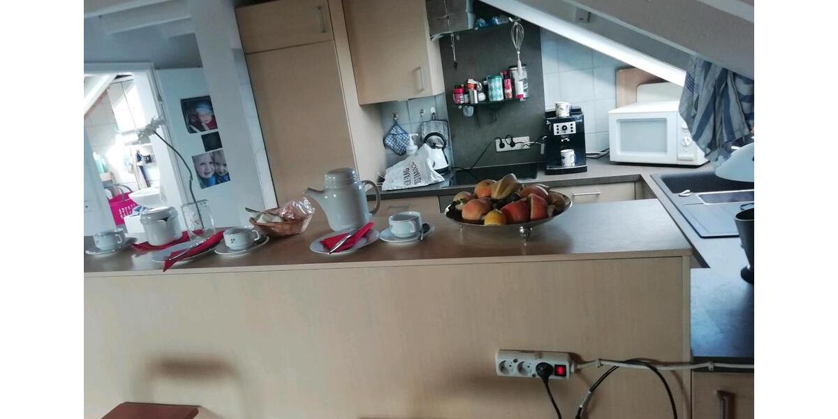 Dachgeschoßwohnung Weinstadt - 3 Zimmer, 74 m&sup2;, 850&euro; | Angebot:26617477