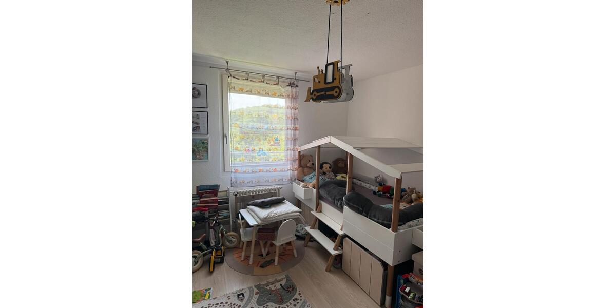 Etagenwohnung Sindelfingen Eichholz - 3.5 Zimmer, 87 m&sup2;, 265.000&euro; | Angebot:21156121