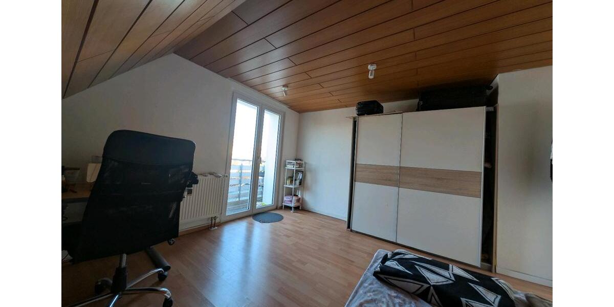Erdgeschoßwohnung Stuttgart Mühlhausen - 1 Zimmer, 18 m&sup2;, 490&euro; | Angebot:25354022