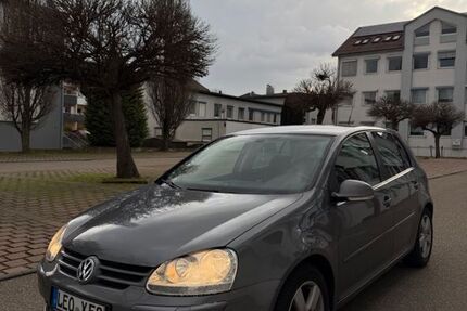 VW Golf 297.000 km 2.900 &euro; Sindelfingen 71063