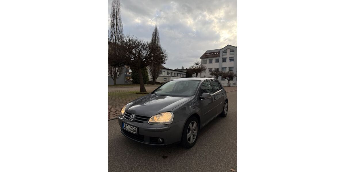 VW Golf 297.000 km 2.900 &euro; Sindelfingen 71063