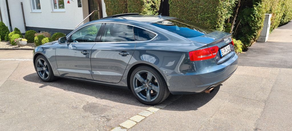 Audi A5 250.000 km 9.000 &euro; Stuttgart 70619