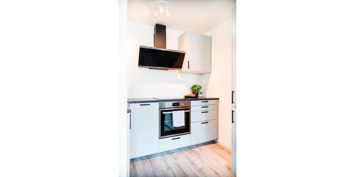 Etagenwohnung Stuttgart Luginsland - 1 Zimmer, 32 m&sup2;, 1.200&euro; | Angebot:25840397