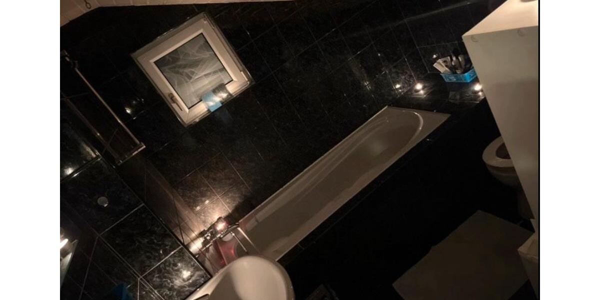 Einfamilienhaus Stuttgart Mühlhausen - 7 Zimmer, 126 m&sup2;, 3.200&euro; | Angebot:25291421