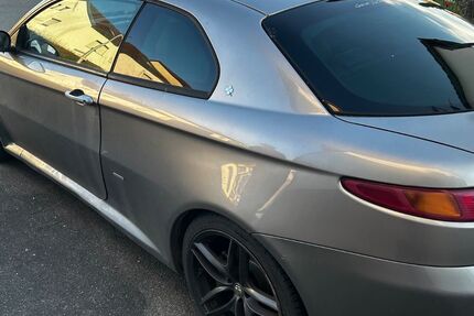 Alfa Romeo GT 267.000 km 1.699 &euro; Oberboihingen 72644