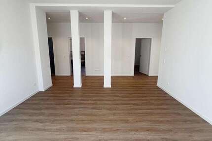 Wohnung Göppingen Bruckwasen - 4 Zimmer, 125 m&sup2;, 1.290&euro; | Angebot:27504210