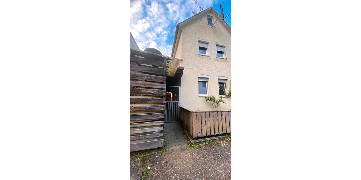 Doppelhaushälfte Lauffen am Neckar - 4 Zimmer, 98 m&sup2;, 209.000&euro; | Angebot:26932587