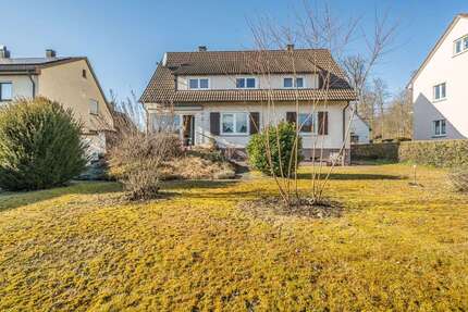 Haus Wolfschlugen - 7 Zimmer, 155 m&sup2;, 570.000&euro; | Angebot:25441871