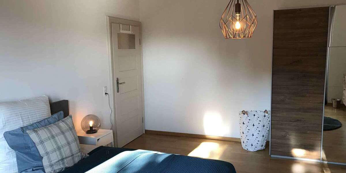 Zimmer Stuttgart Hölderlinplatz - 575&euro; | Angebot:25936733