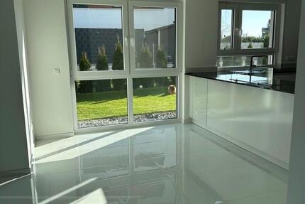 Wohnung Bönnigheim - 3 Zimmer, 90 m&sup2;, 1.500&euro; | Angebot:25851441