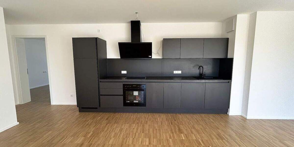 Etagenwohnung Stuttgart Untertürkheim - 5 Zimmer, 120 m&sup2;, 1.990&euro; | Angebot:25727984