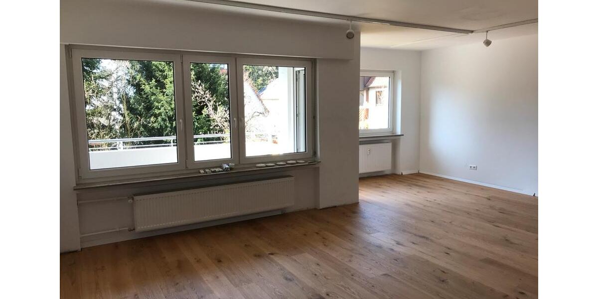 Etagenwohnung Ludwigsburg Oßweil - 3.5 Zimmer, 91 m&sup2;, 1.400&euro; | Angebot:27595888