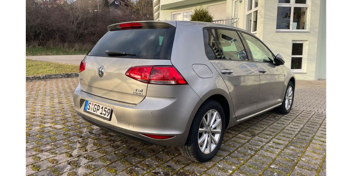 VW Golf 134.000 km 8.700 &euro; Stuttgart 70176