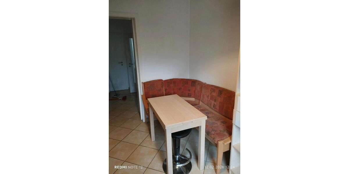 Dachgeschoßwohnung Stuttgart Feuerbach - 2 Zimmer, 88 m&sup2;, 1.100&euro; | Angebot:26488470