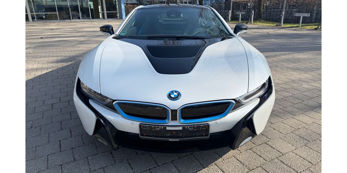 BMW i8 37.500 km 65.999 &euro; Urbach 73660