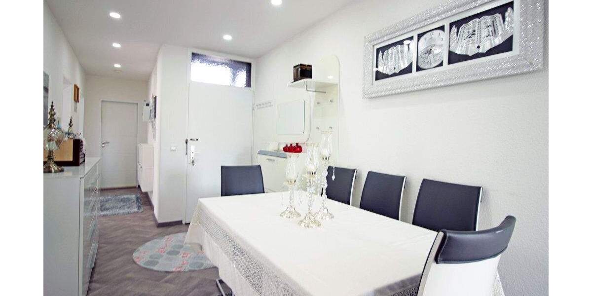 Etagenwohnung Stuttgart Zuffenhausen - 4 Zimmer, 99 m&sup2;, 350.000&euro; | Angebot:25732383