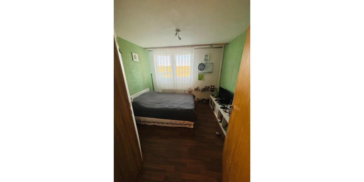 Etagenwohnung Sindelfingen Eichholz - 4.5 Zimmer, 109 m&sup2;, 375.000&euro; | Angebot:24780500