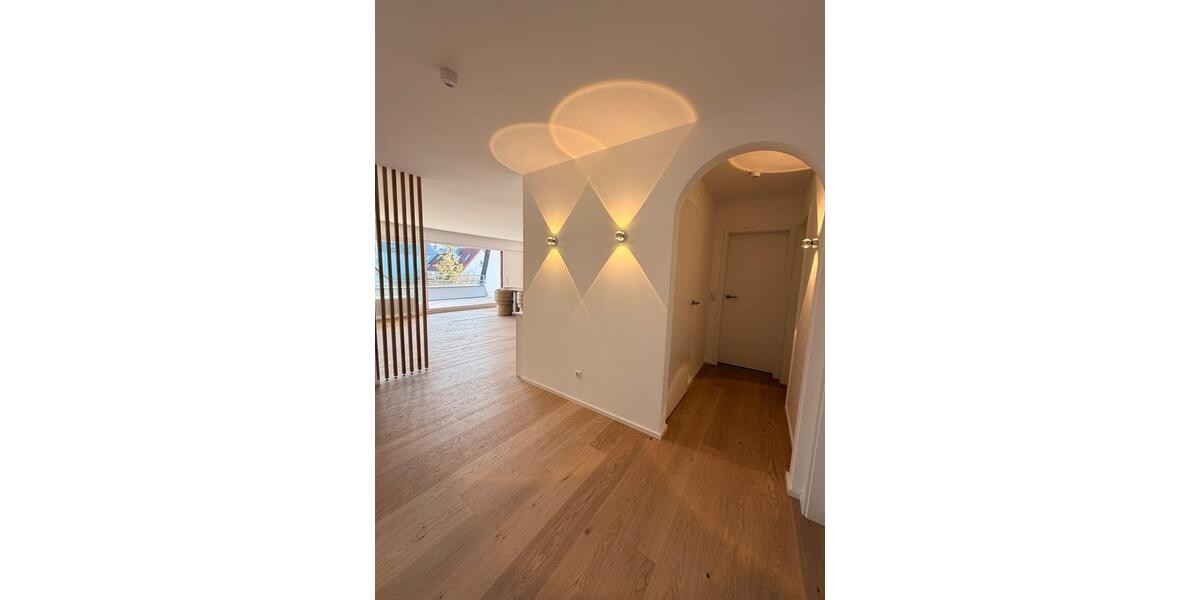 Dachgeschoßwohnung Kornwestheim - 4 Zimmer, 108 m&sup2;, 560.000&euro; | Angebot:26050848