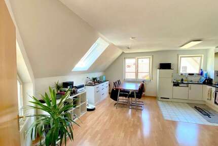 Wohnung Neckartenzlingen - 2.5 Zimmer, 80 m&sup2;, 249.000&euro; | Angebot:25254781